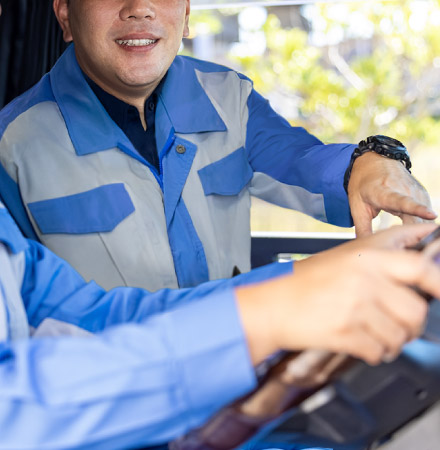 輸送部 ドライバー／安全係